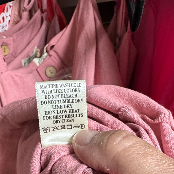 Pink Button-Front Romper with Pockets - Picture 4 of 4